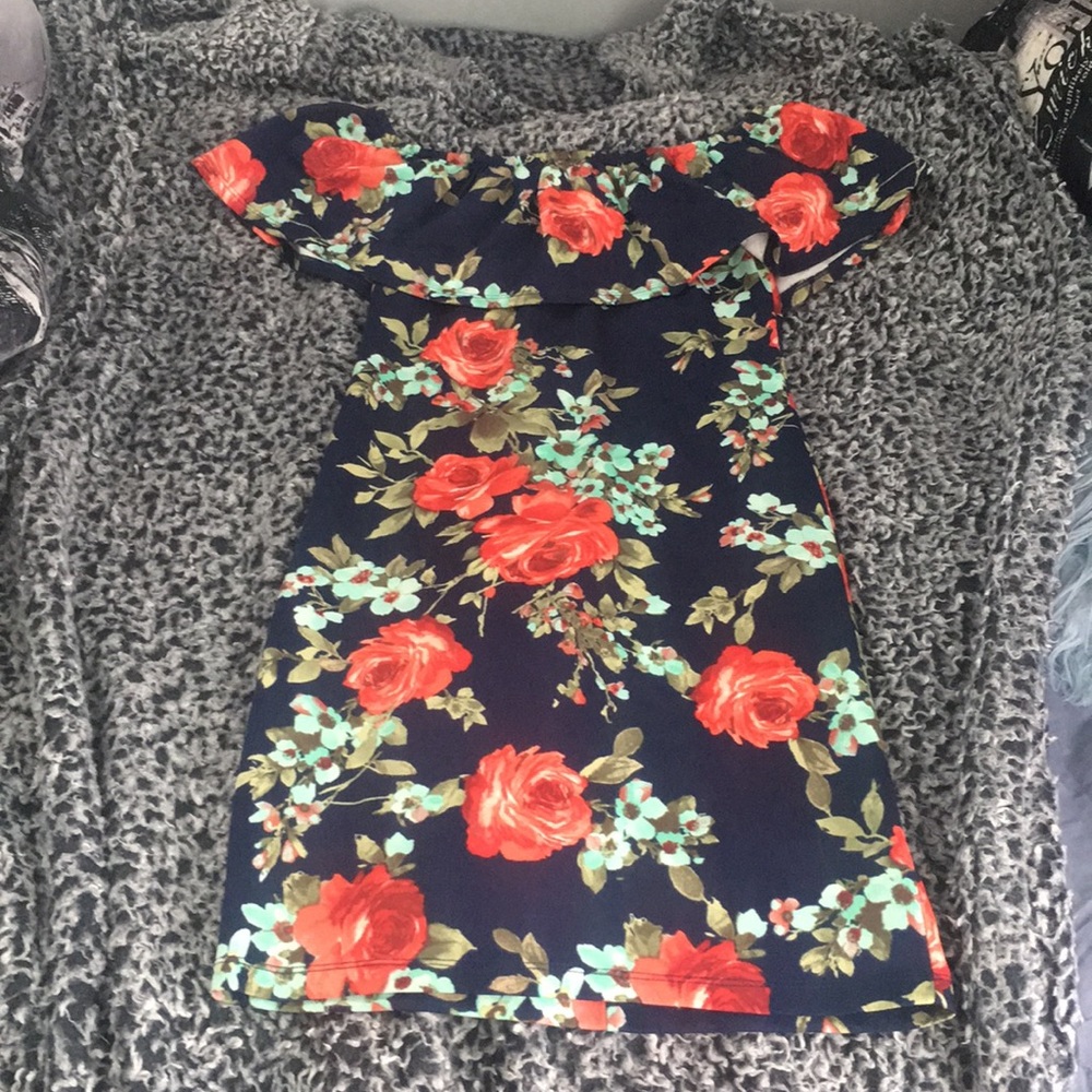 navy and rose floral pattern dress
